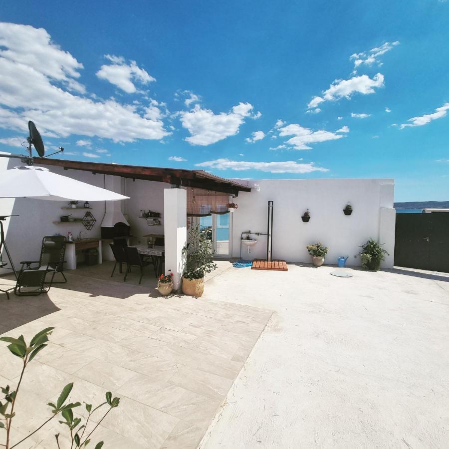 Beach House Oasis Villa Livak Kastela Exterior photo
