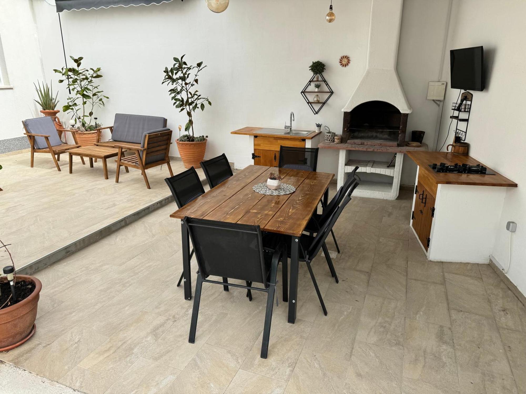 Beach House Oasis Villa Livak Kastela Exterior photo