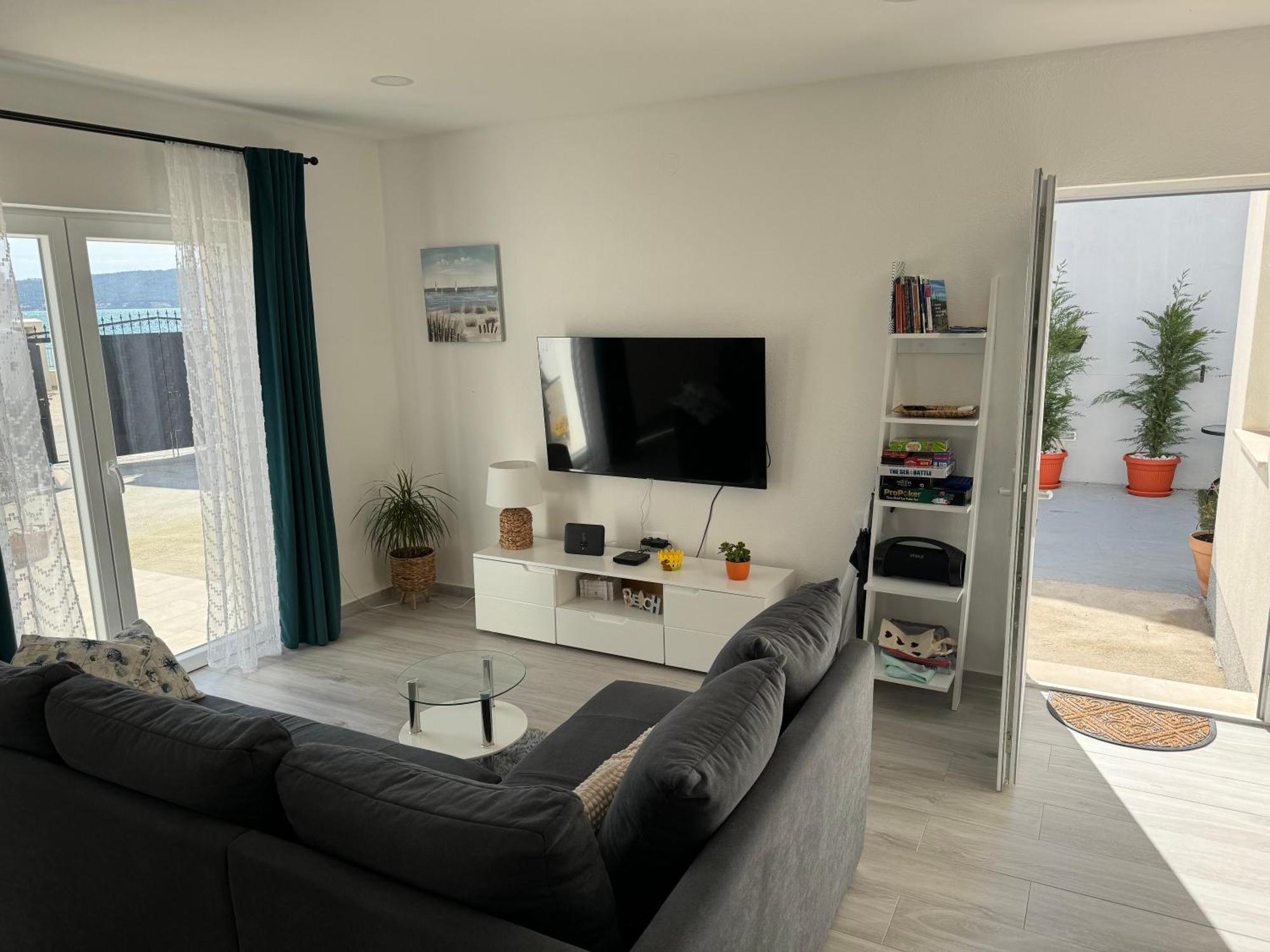 Beach House Oasis Villa Livak Kastela Exterior photo