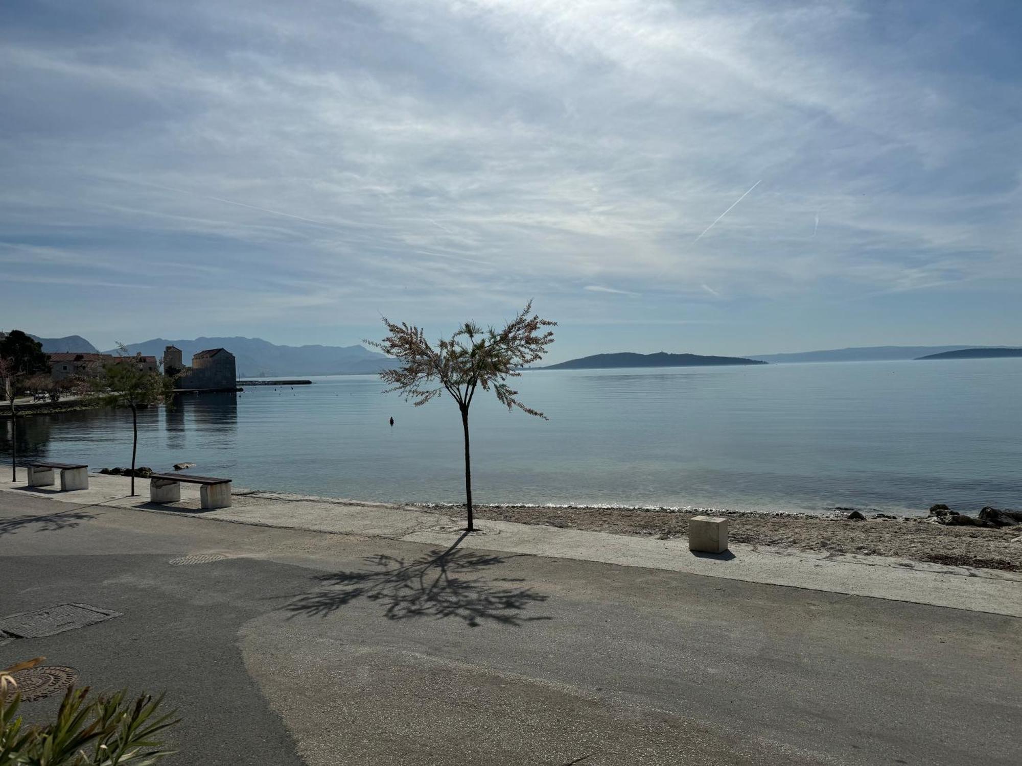 Beach House Oasis Villa Livak Kastela Exterior photo